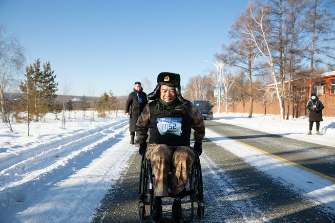 中共黨員、一等功榮立者王曙光不畏嚴(yán)寒，挑戰(zhàn)自我（王鵬）.jpg