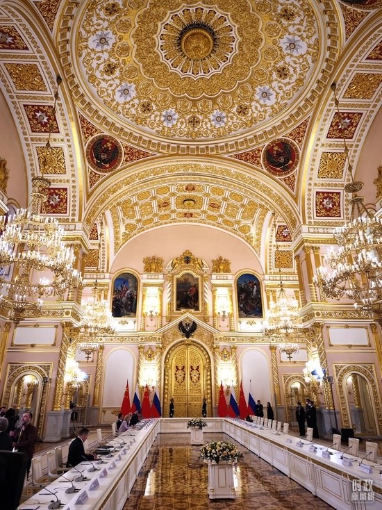 △習(xí)主席和普京總統(tǒng)舉行大范圍會(huì)談的會(huì)場。（總臺(tái)央廣記者潘毅拍攝）