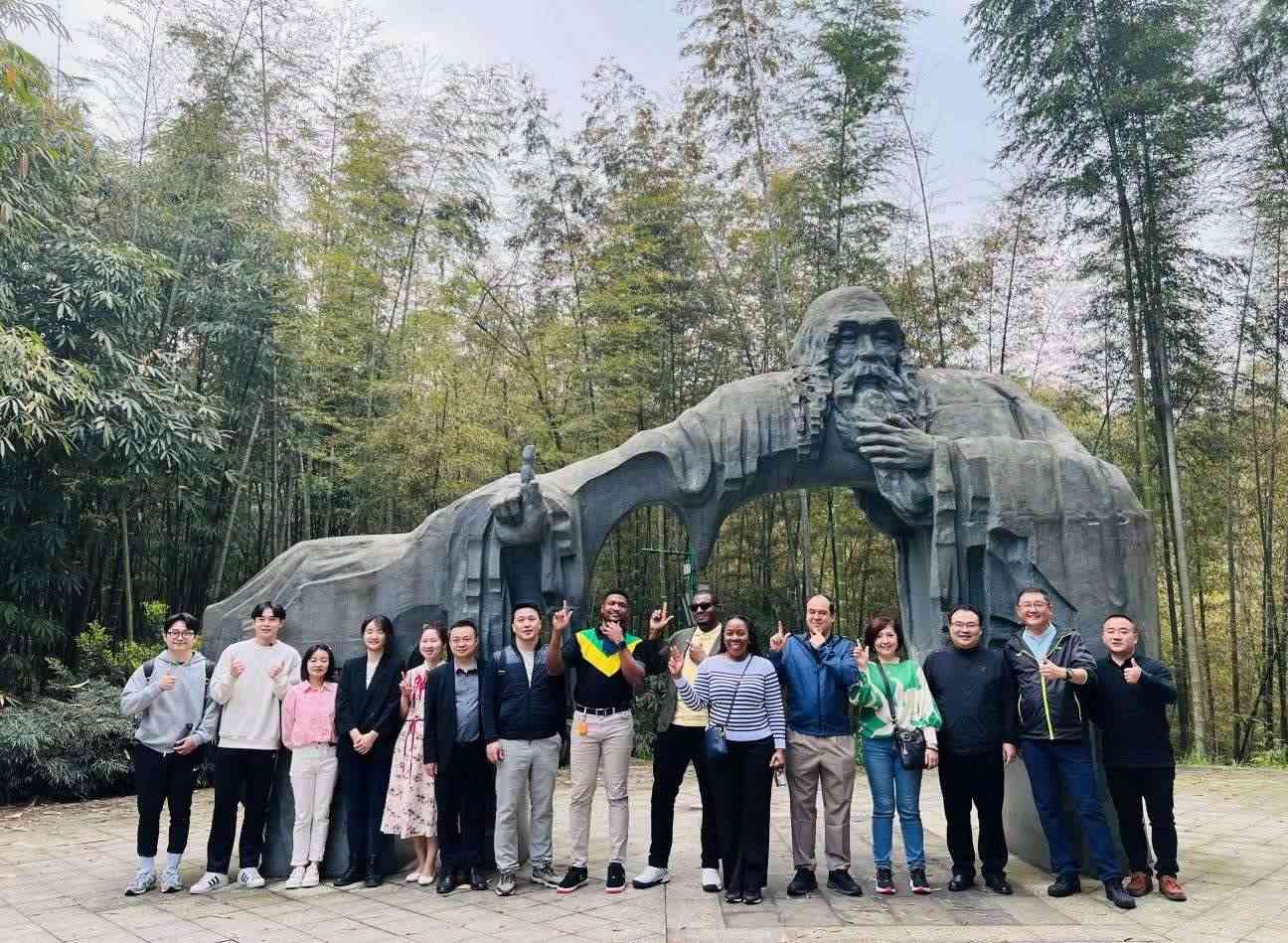 Guizhou Echo | 這一波，貴州又圈“國際粉”了