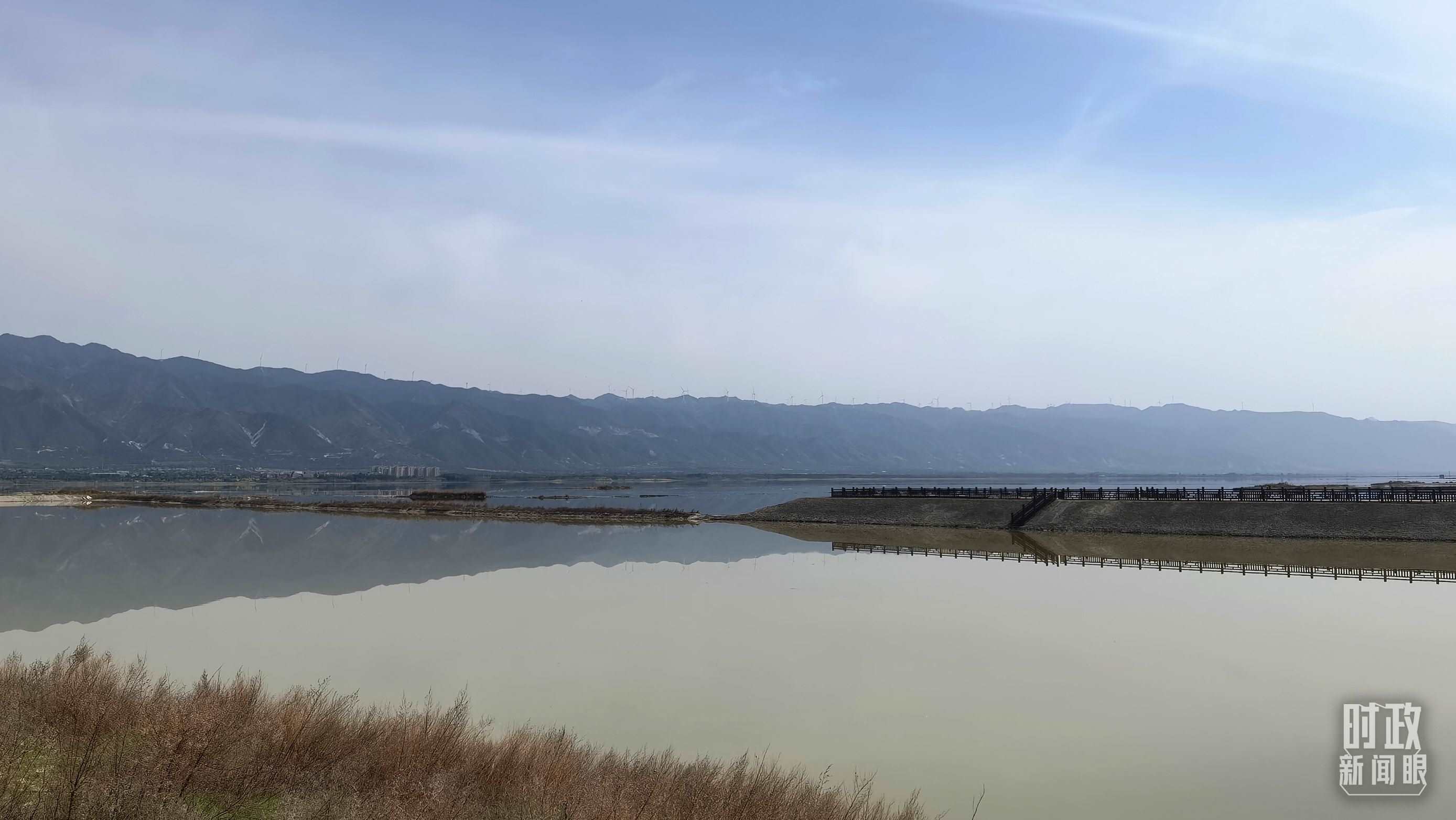 △運(yùn)城鹽湖。（總臺(tái)央視記者馬亞陽(yáng)拍攝）