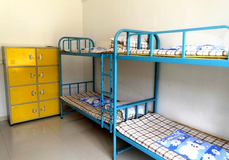 學(xué)生住宿午休的宿舍。人民網(wǎng)記者 孫博洋攝
