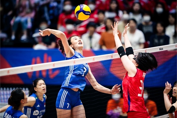 王媛媛扣球。圖片來源：國際排聯(lián)
