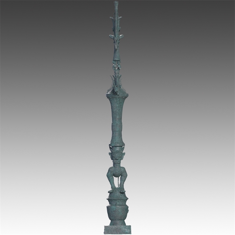 銅罍座倒立鳥足頂尊神像。四川省文物考古研究院供圖