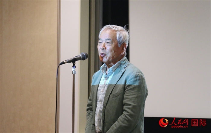 展覽名譽(yù)顧問、日本前文化廳長官青柳正規(guī)致辭。（人民網(wǎng) 許可攝）