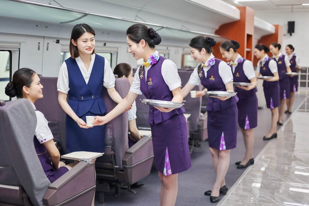 形象儀態(tài)塑造。