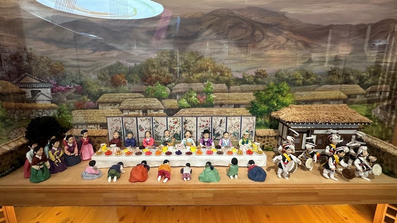 朝鮮族花甲禮展示。人民網(wǎng)記者 金洪花攝