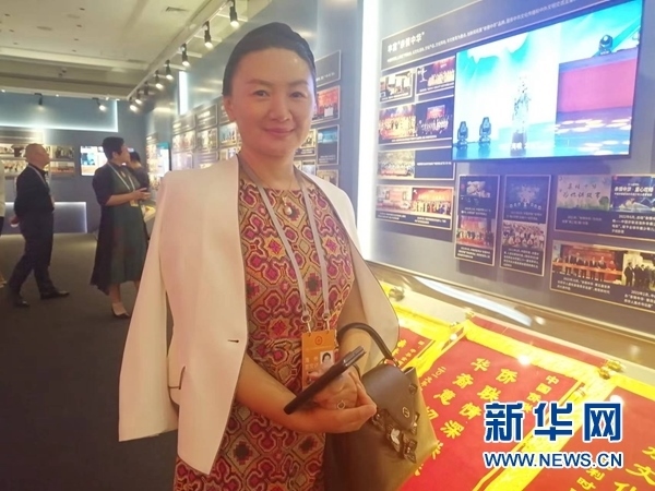 英國川商聯(lián)合總會會長宋汶栗。新華網(wǎng)記者 侯強 攝