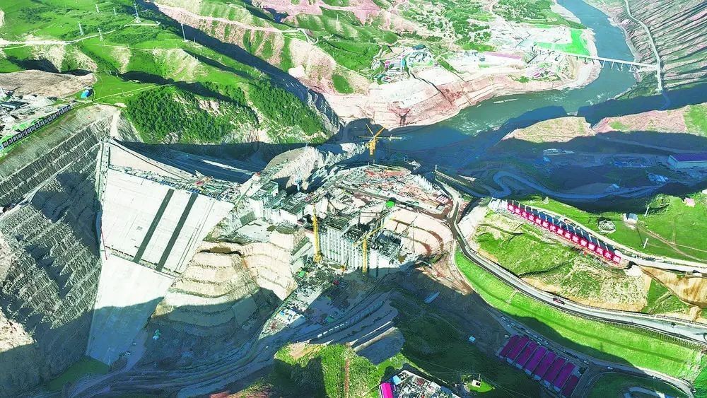 瑪爾擋水電站項目建設現場。國家能源集團青海瑪爾擋水電站供圖