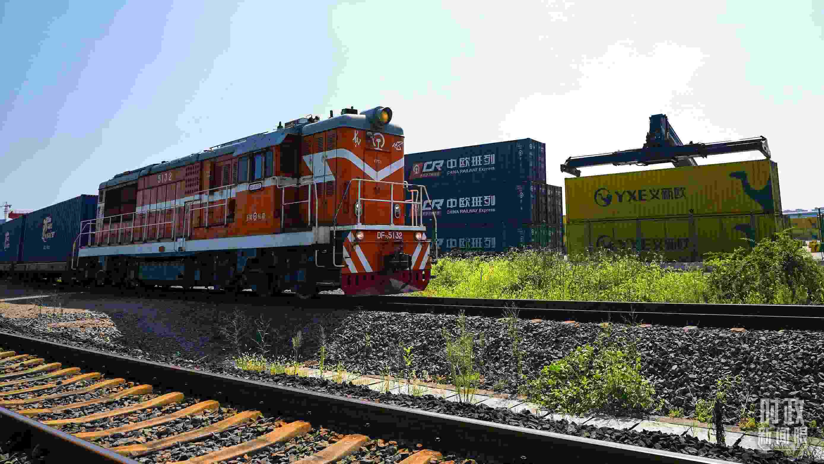 △“義新歐”中歐班列。（總臺國廣記者李晉拍攝）