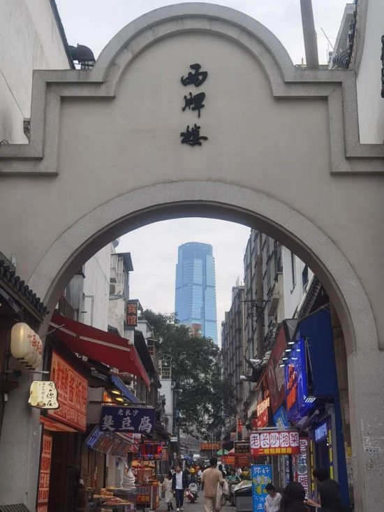 10月25日，太平老街街景。（本報(bào)記者 常雯宜攝）