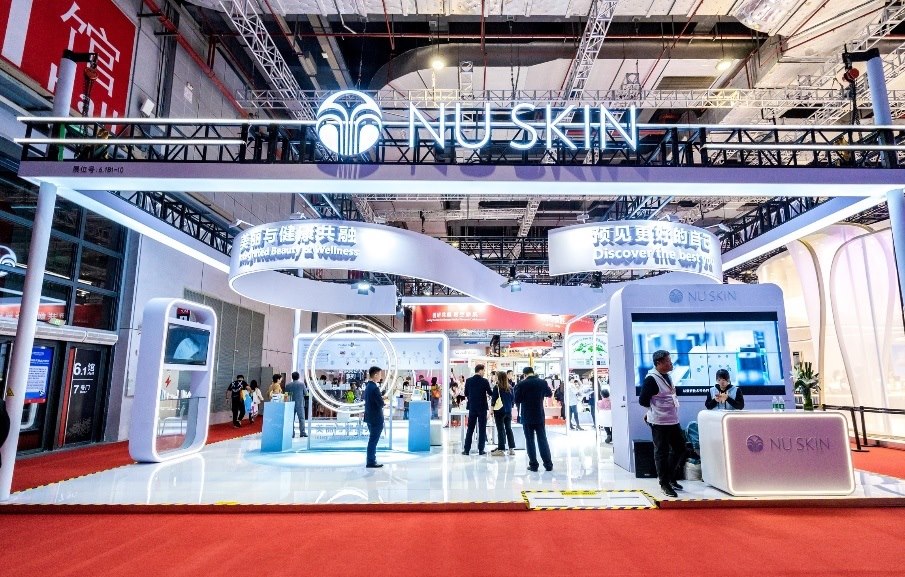 如新展臺(tái)。人民網(wǎng)記者 許維娜攝