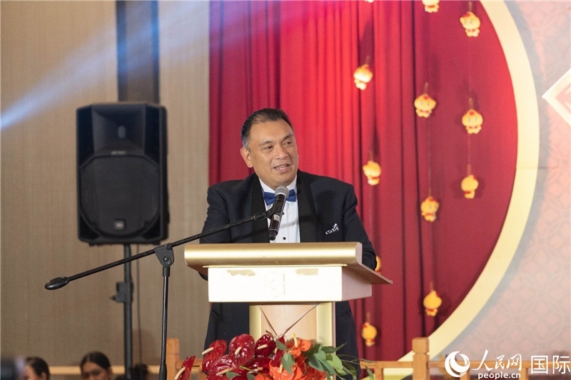 菲外交部副部長多明戈出席年會(huì)并致辭。人民網(wǎng)記者樊帆 攝