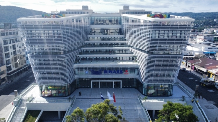 圖為中國援建薩爾瓦多國家圖書館實景。 圖片由中國援薩爾瓦多國家圖書館項目施工技術(shù)組提供