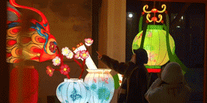 在烏鎮(zhèn)景區(qū)品味“水鄉(xiāng)中國年”