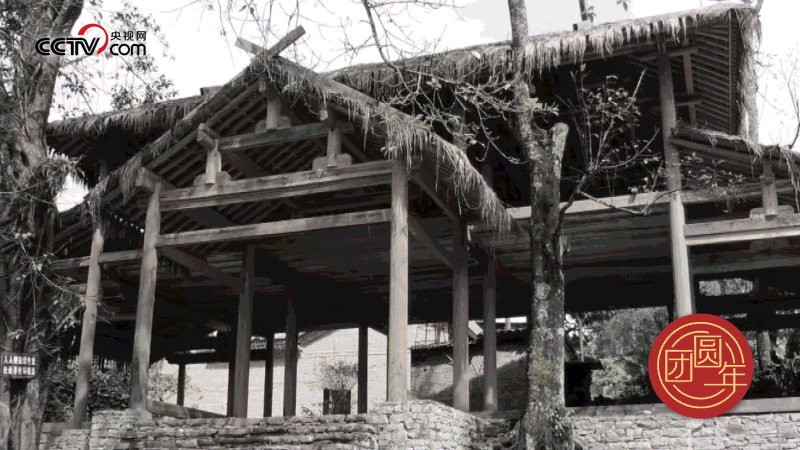 △ 云南省騰沖市清水鄉(xiāng)三家村的司莫拉佤族村曾經(jīng)是貧困村，隨著國(guó)家脫貧攻堅(jiān)、鄉(xiāng)村振興的推進(jìn)，這個(gè)小村寨舊貌換新顏，變成了名副其實(shí)的美麗鄉(xiāng)村。