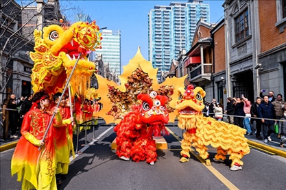 2024年2月10日，上海張園舉辦舞龍舞獅活動，為市民和游客獻上一場視覺盛宴。