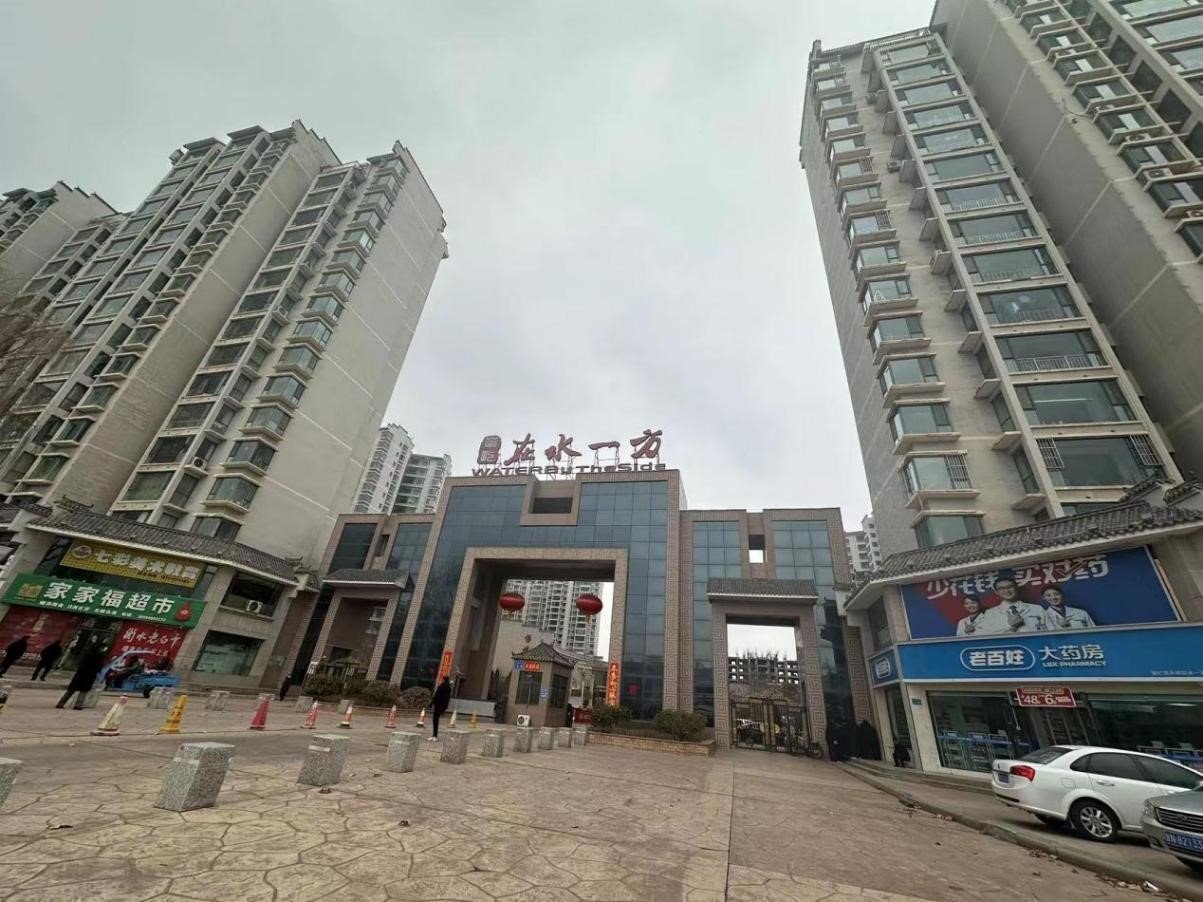 甘肅省永靖縣“在水一方”小區(qū)。人民網(wǎng)記者 馬昌攝