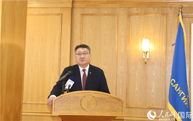 扎布赫楞部長(zhǎng)致辭。人民網(wǎng)記者 霍文攝