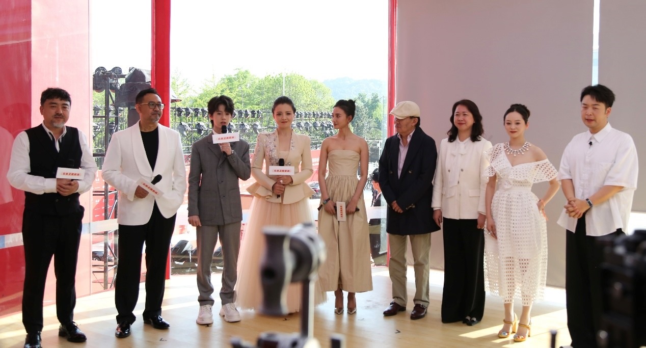 “品牌助力電影”公益直播活動現(xiàn)場。主辦方供圖