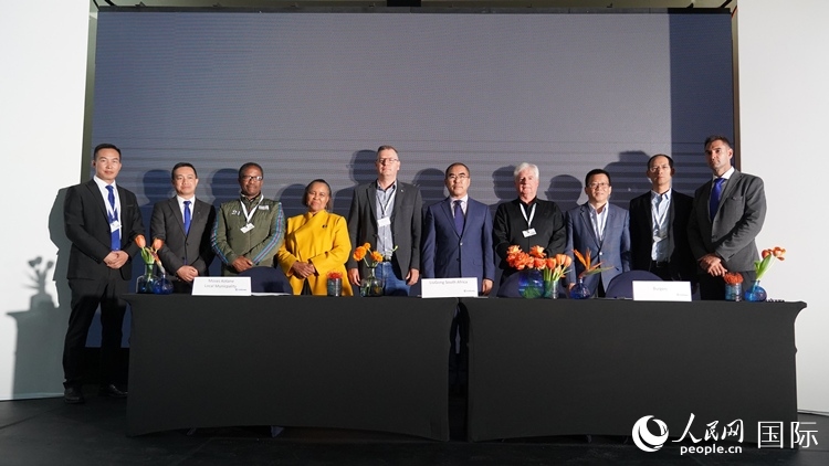 嘉賓合影。人民網(wǎng) 張茜攝