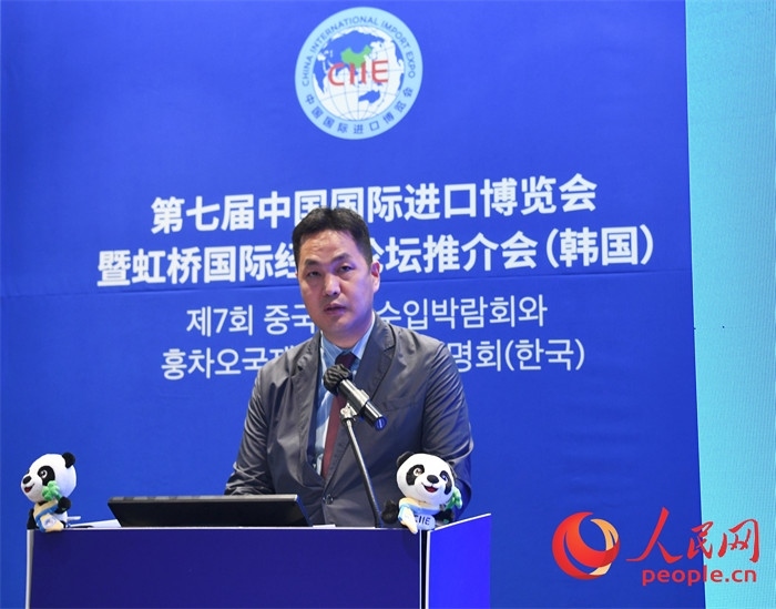 在華韓國創(chuàng)新中心代表金鐘文發(fā)言。 人民網 程安康攝