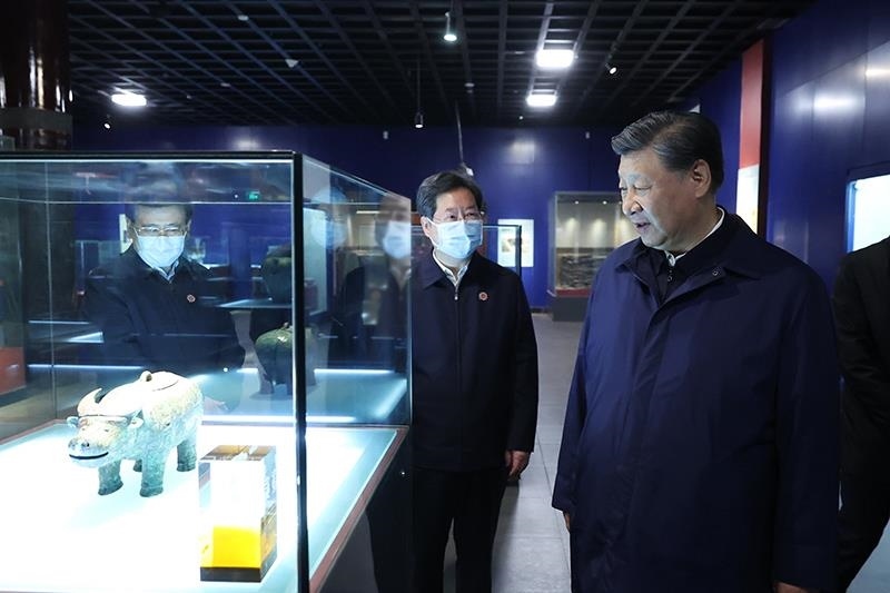 △2022年10月28日，習(xí)近平總書記在河南安陽市殷墟博物館考察。