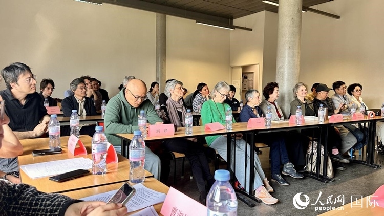 “國際青年文學(xué)共讀”活動(dòng)現(xiàn)場。人民網(wǎng)記者 于超凡攝