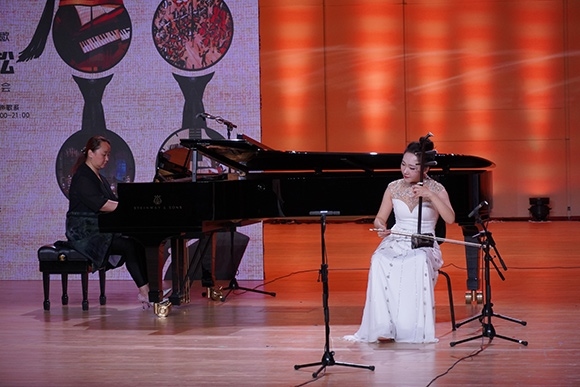 會(huì)議現(xiàn)場(chǎng)。學(xué)校供圖