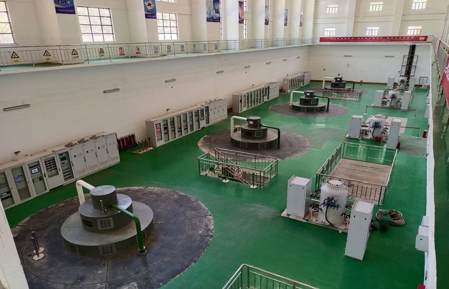  剛果（金）布桑加水電站四臺(tái)發(fā)電機(jī)組。中鐵資源集團(tuán)供圖