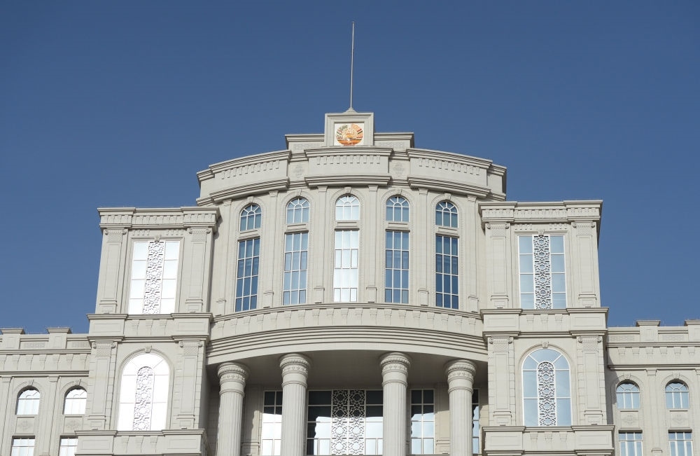 這是在杜尚別拍攝的塔吉克斯坦政府大樓。