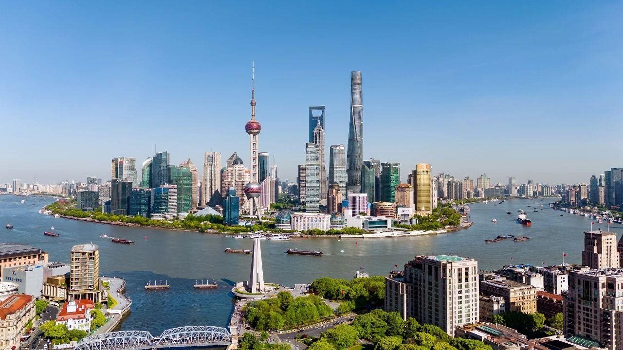 從一扇“門”、一座“城”、兩張“網(wǎng)”，看浦東新區(qū)改革常新