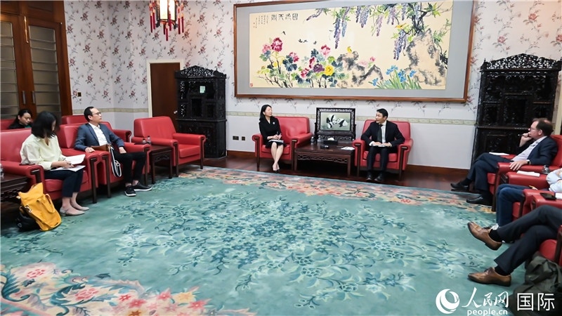 中外媒體吹風會現(xiàn)場。 人民網 郭錦標攝