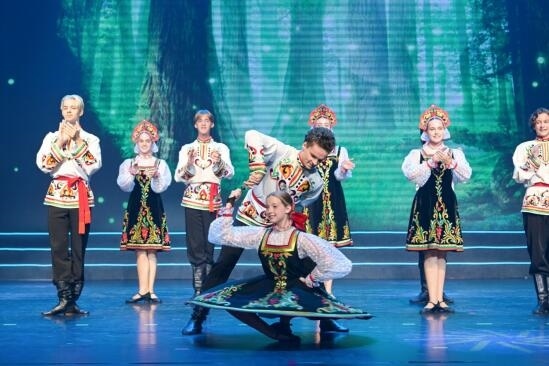 第十屆“歡動(dòng)北京”開幕，12國青少年向未來問好