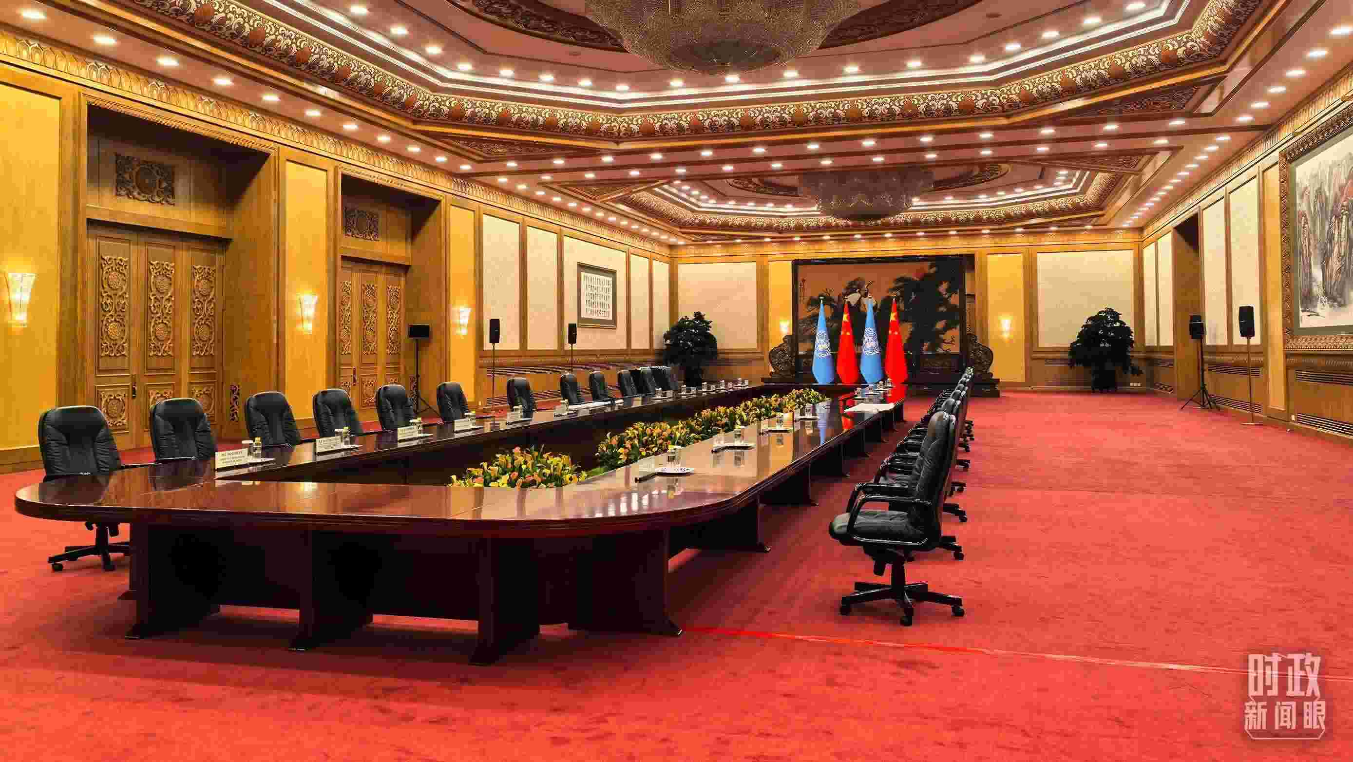  △同聯(lián)合國秘書長古特雷斯的會見會場，這是開始前的場景。（總臺央視記者劉瑞琳拍攝）