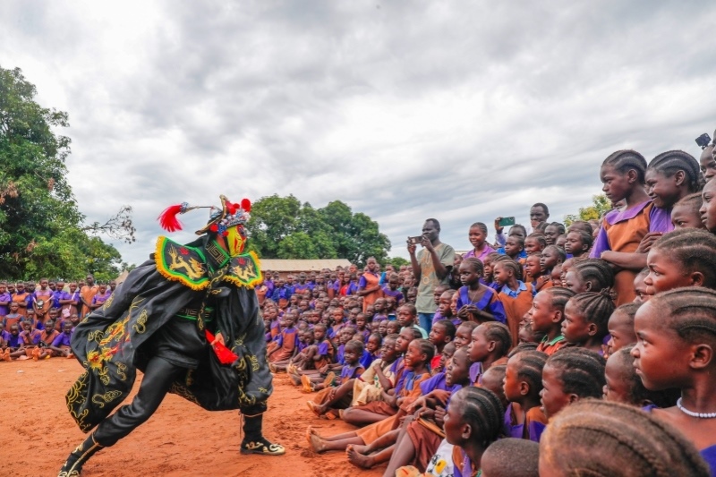 傳統(tǒng)川劇變臉表演。王軍杰攝