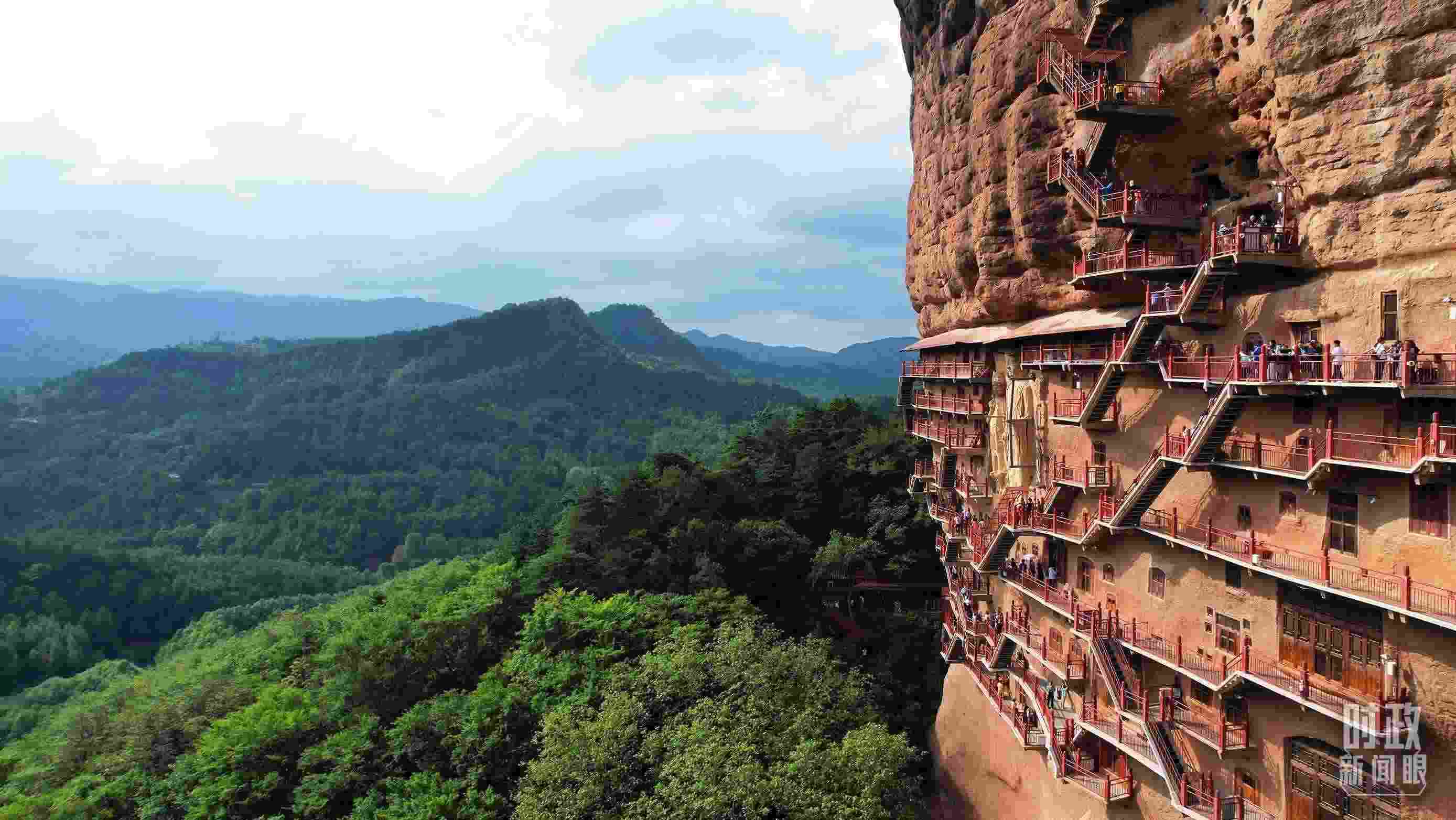 △ 麥積山石窟。（總臺記者馬凌峰拍攝）