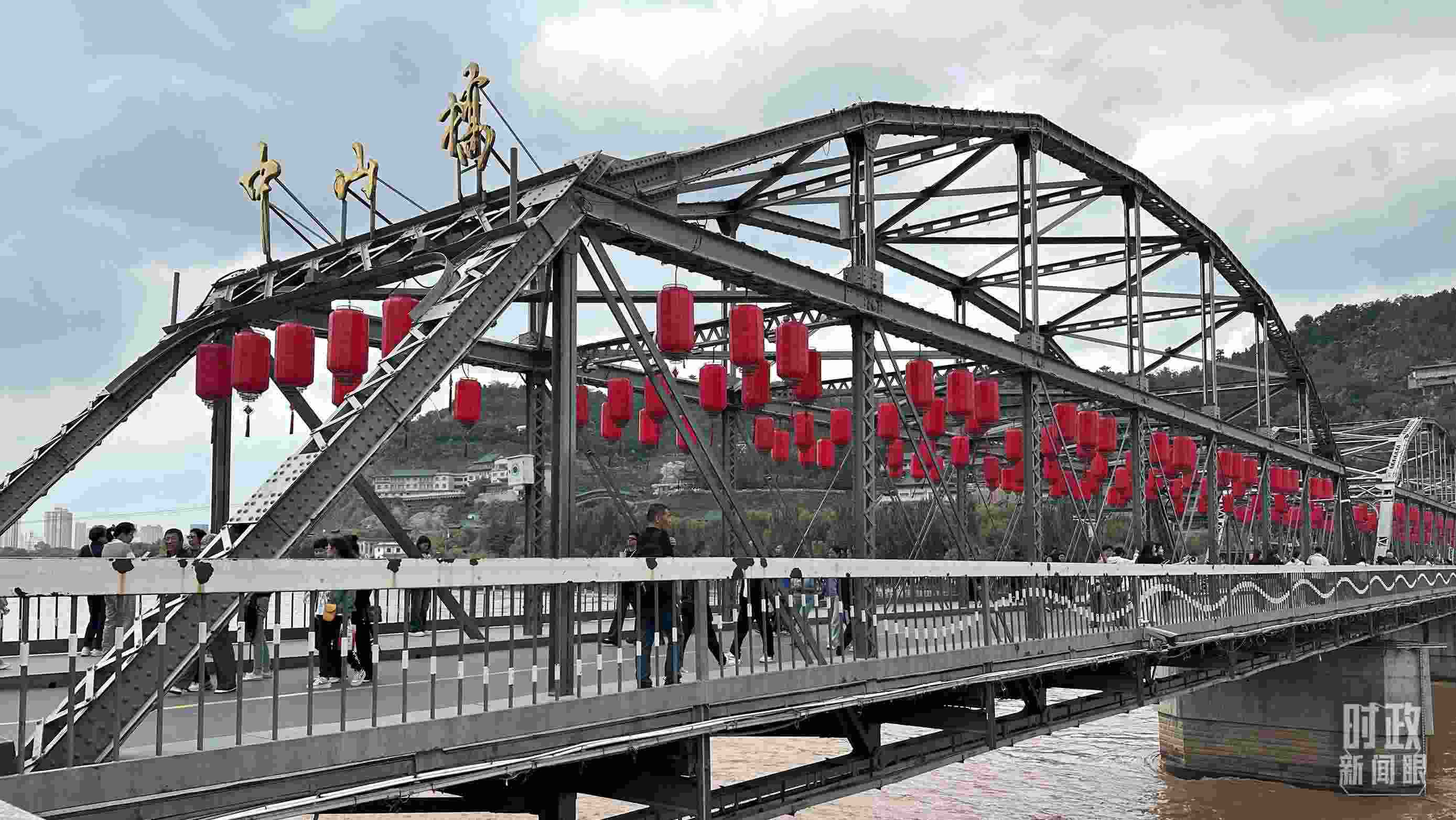 △中山橋。（總臺央視記者范一鳴、覃思拍攝）