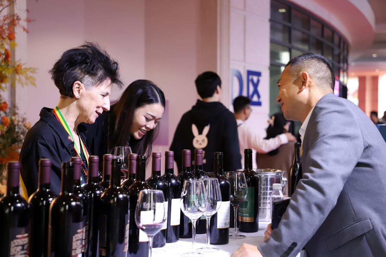 第五屆華僑進口商品博覽會在浙江青田開幕。新華社記者 張曉潔 攝