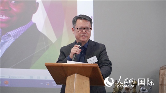 中國(guó)駐南非使館經(jīng)商處參贊邱忠義發(fā)言。 人民網(wǎng) 張茜攝