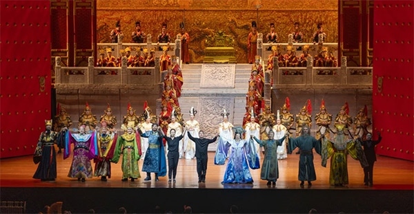 《圖蘭朵》演出劇照。何倫攝