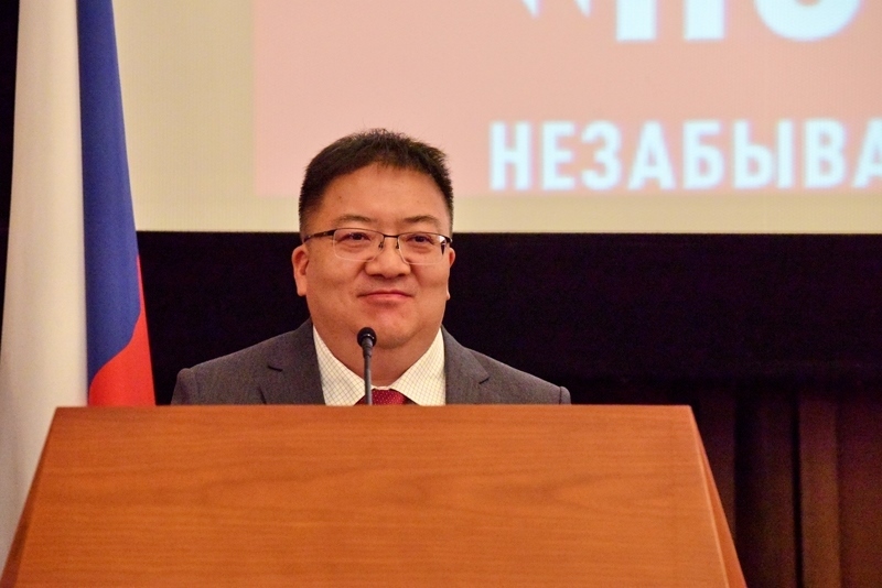 新華出版社社長匡樂成致辭。 主辦方供圖