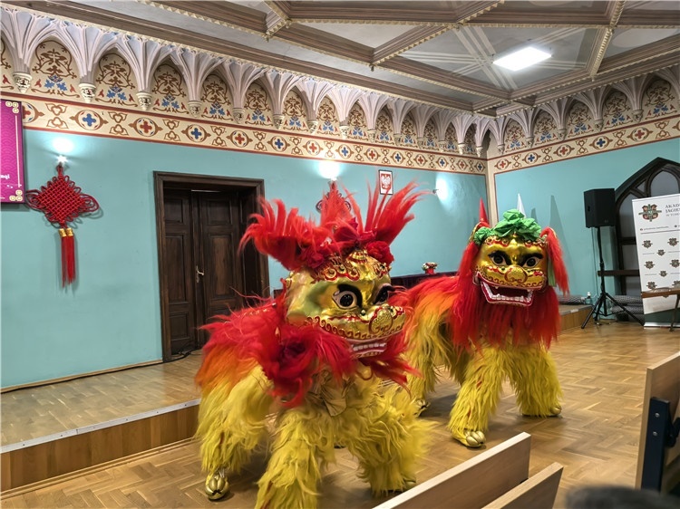 托倫雅蓋隆學(xué)院禮堂巡演現(xiàn)場。主辦方供圖。