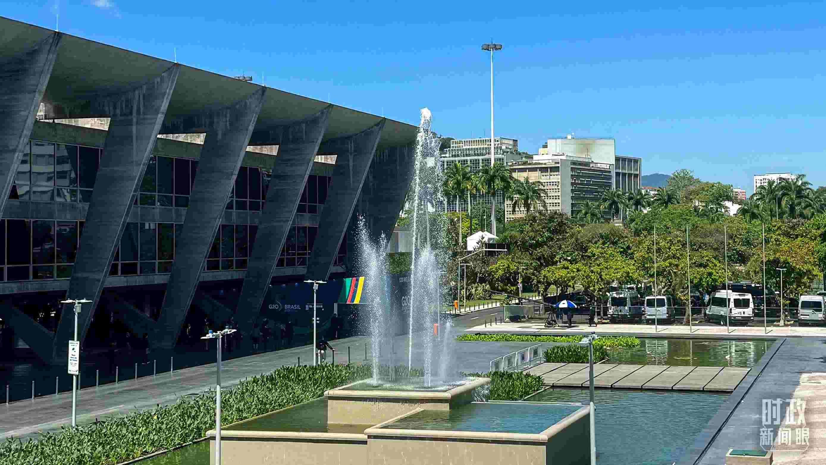 △G20峰會舉辦地，巴西里約熱內(nèi)盧現(xiàn)代藝術(shù)博物館。（總臺央視記者趙怡彬拍攝）