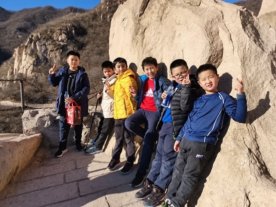 登山隊(duì)員供圖。