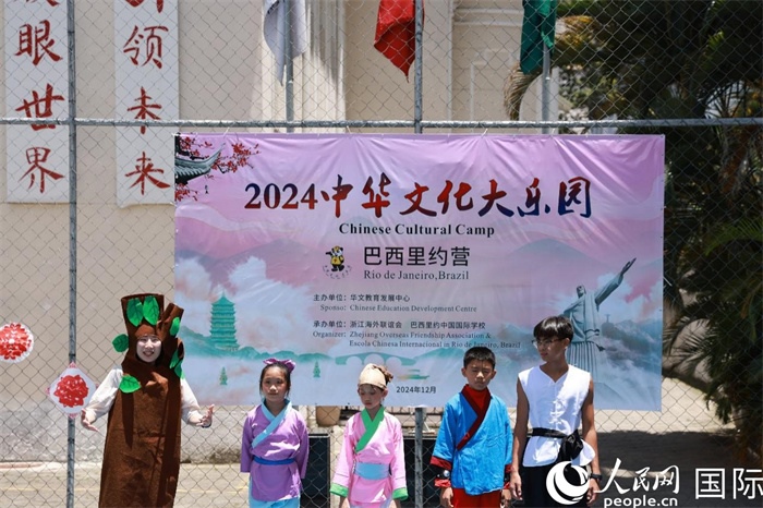 話劇《司馬光砸缸》演繹了中國家喻戶曉的兒童故事。人民網(wǎng)記者 陳海琪攝