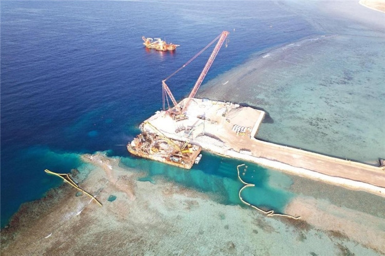 拉比格四期海水淡化項(xiàng)目取水口作業(yè)場(chǎng)景。項(xiàng)目方供圖