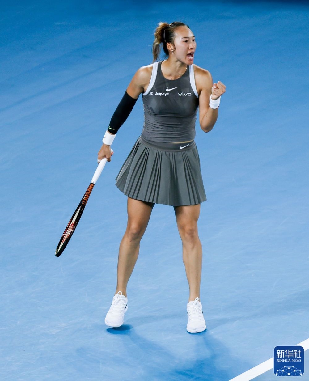 ↑鄭欽文在比賽中慶祝得分。新華社記者 馬平 攝