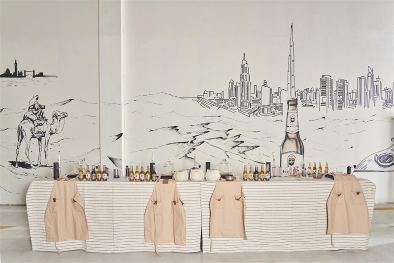 工廠內(nèi)設(shè)有互動(dòng)區(qū)，參觀訪客可以親手制作麥芽飲料，受訪對象供圖