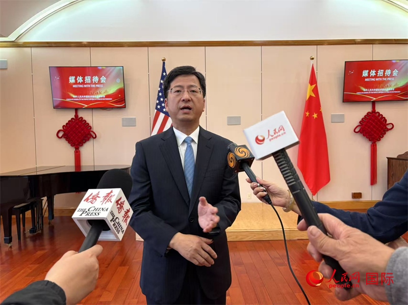 張建敏接受人民網(wǎng)等媒體記者采訪。人民網(wǎng) 鄧圩攝