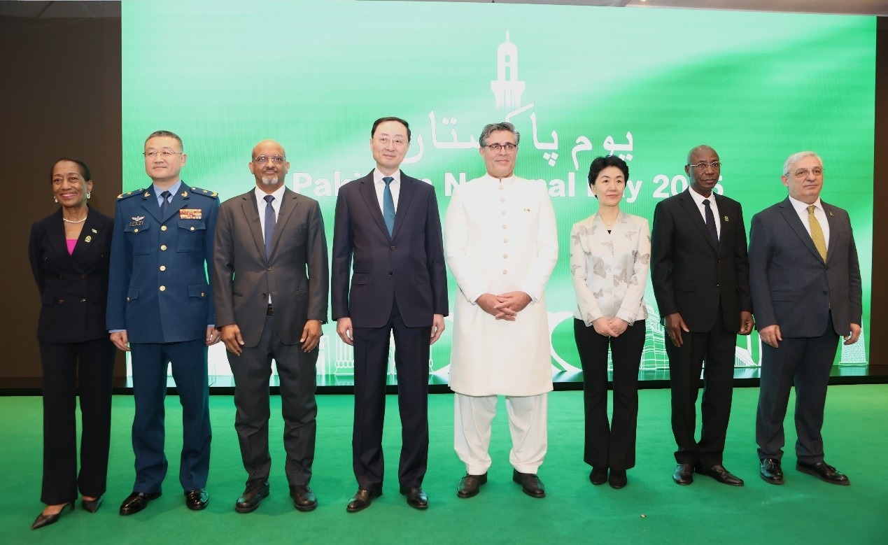 出席招待會的主要嘉賓合影。巴基斯坦駐華大使館供圖